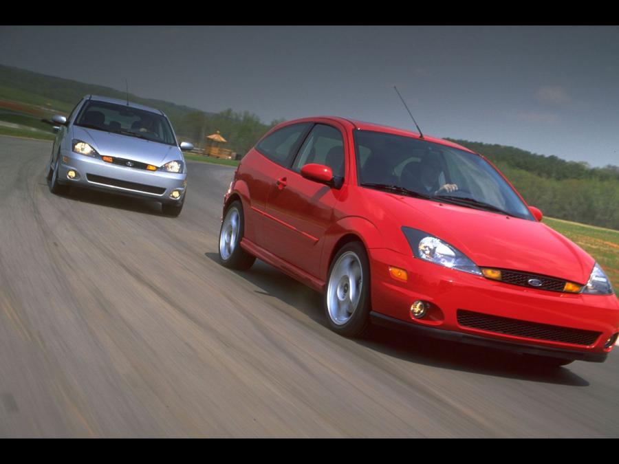  Ford Focus SVT 2002 года  (фото 11 из 98)